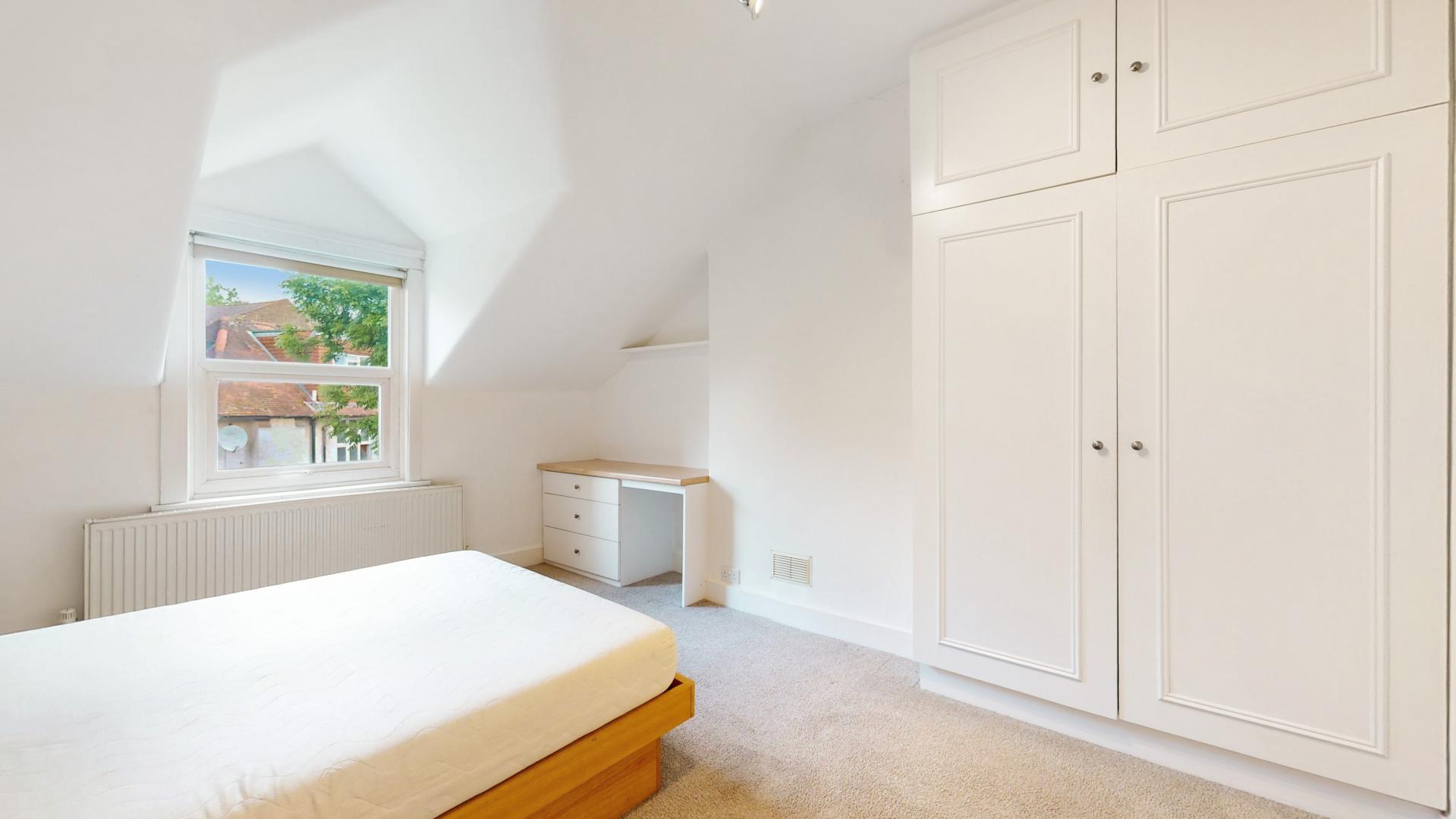 			2 Bedroom, 1 bath, 1 reception Flat			 Weech Road, West Hampstead